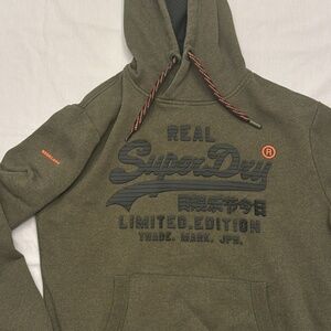 SUPERDRY  Limited edition Olive Green Hoodie Size Medium